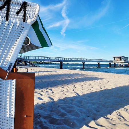 Strandnahe Ferienwohnung - Sehr Modern Und Hochwertig Eingerichtet, Inklusive Parkplatz, Gartenzugang Und Fahrradunterstellmoeglichkeit شاربوتس المظهر الخارجي الصورة