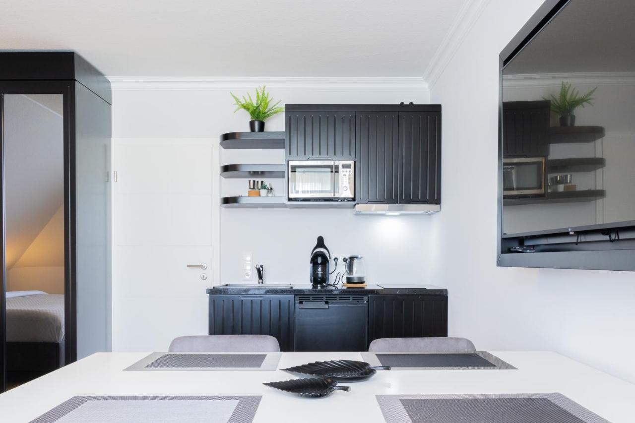 Strandnahe Ferienwohnung - Sehr Modern Und Hochwertig Eingerichtet, Inklusive Parkplatz, Gartenzugang Und Fahrradunterstellmoeglichkeit شاربوتس المظهر الخارجي الصورة
