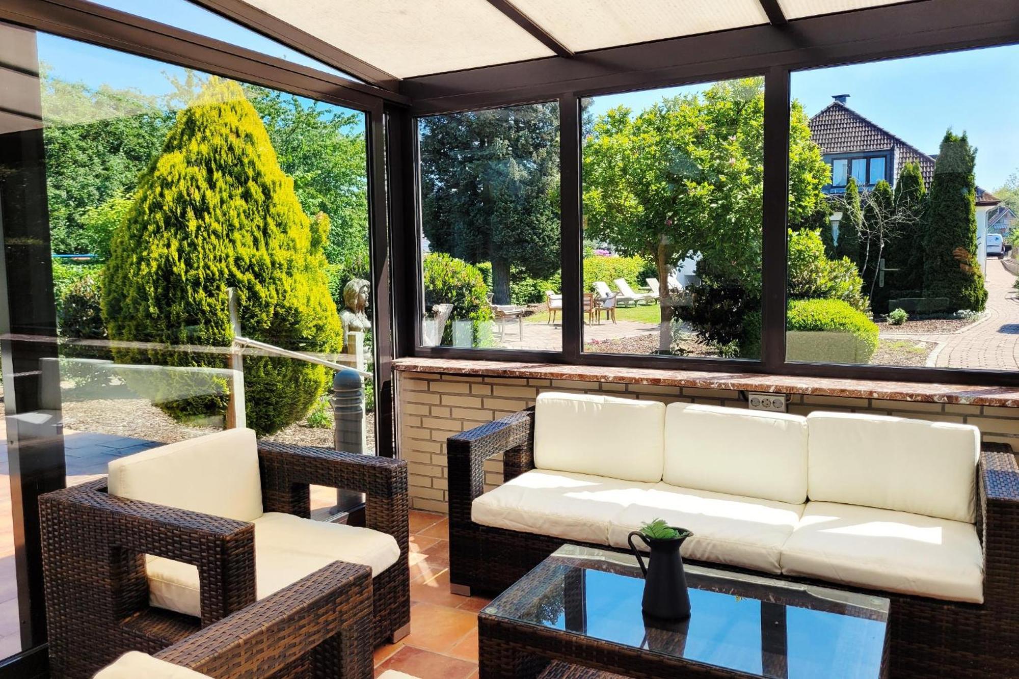 Strandnahe Ferienwohnung - Sehr Modern Und Hochwertig Eingerichtet, Inklusive Parkplatz, Gartenzugang Und Fahrradunterstellmoeglichkeit شاربوتس المظهر الخارجي الصورة